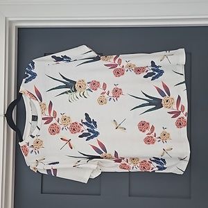 Floral tee